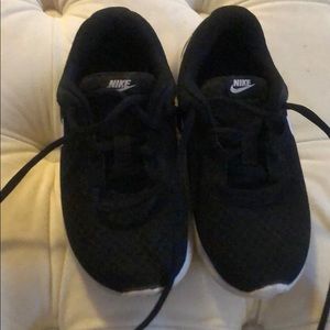 Toddler 11c comfortable Nike shoe